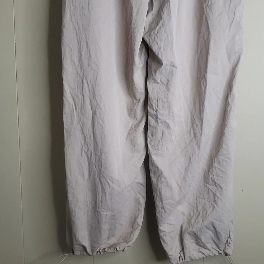 Women's Straight Relaxed High Rise Ankle Parachute Pants Tan 14 A New Day - Picture 9 of 9